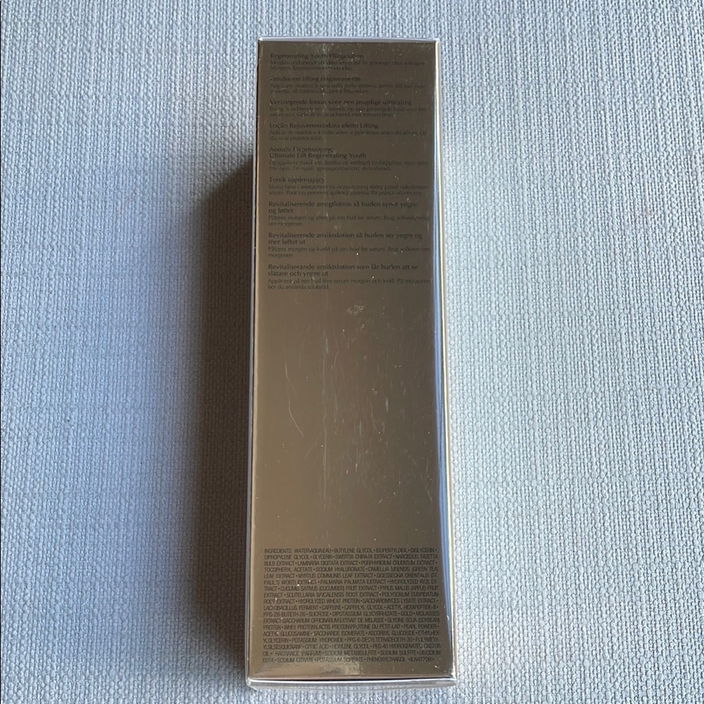 Estee Lauder Re-Nutriv ultimate lift regenerating youth Treatment Lotion - Picture 8 of 14